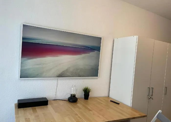 Gemuetliches Naehe Bahnhof 호텔 3*